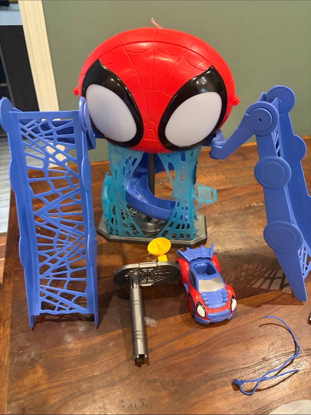 Spider-themed Red and Blue Action Playset with Vehicle - marvel